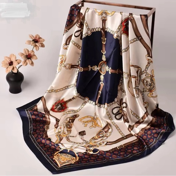 NEW Classic Silk Scarf Shawl Navy Blue - Picture 1 of 3